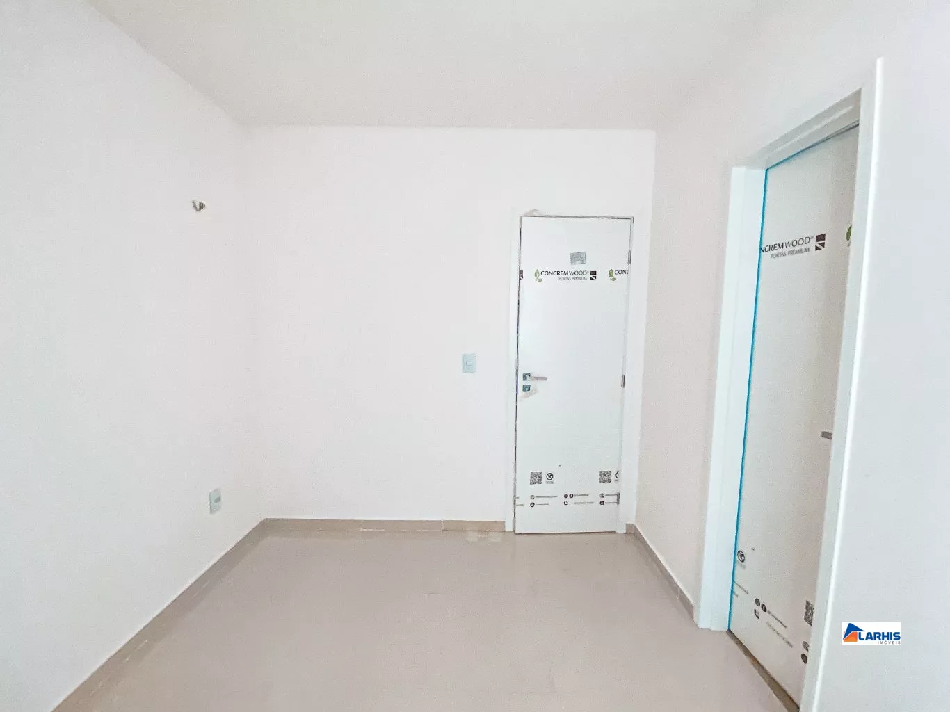 Casa à venda com 3 quartos, 192m² - Foto 14