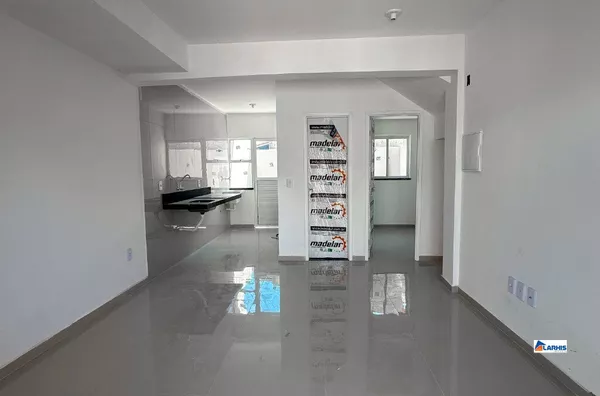DUPLEX À VENDA NO JARDIM ICARAI – Caucaia 