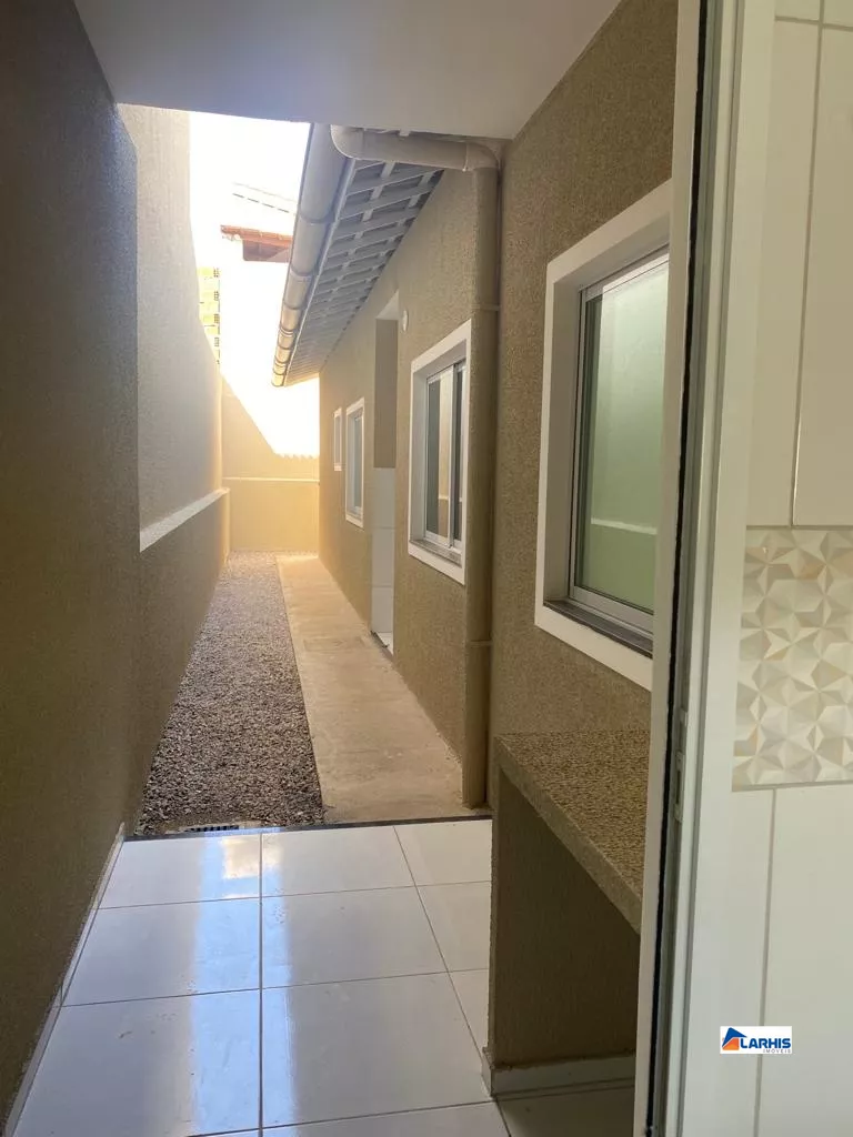 Casa à venda com 3 quartos, 130m² - Foto 10