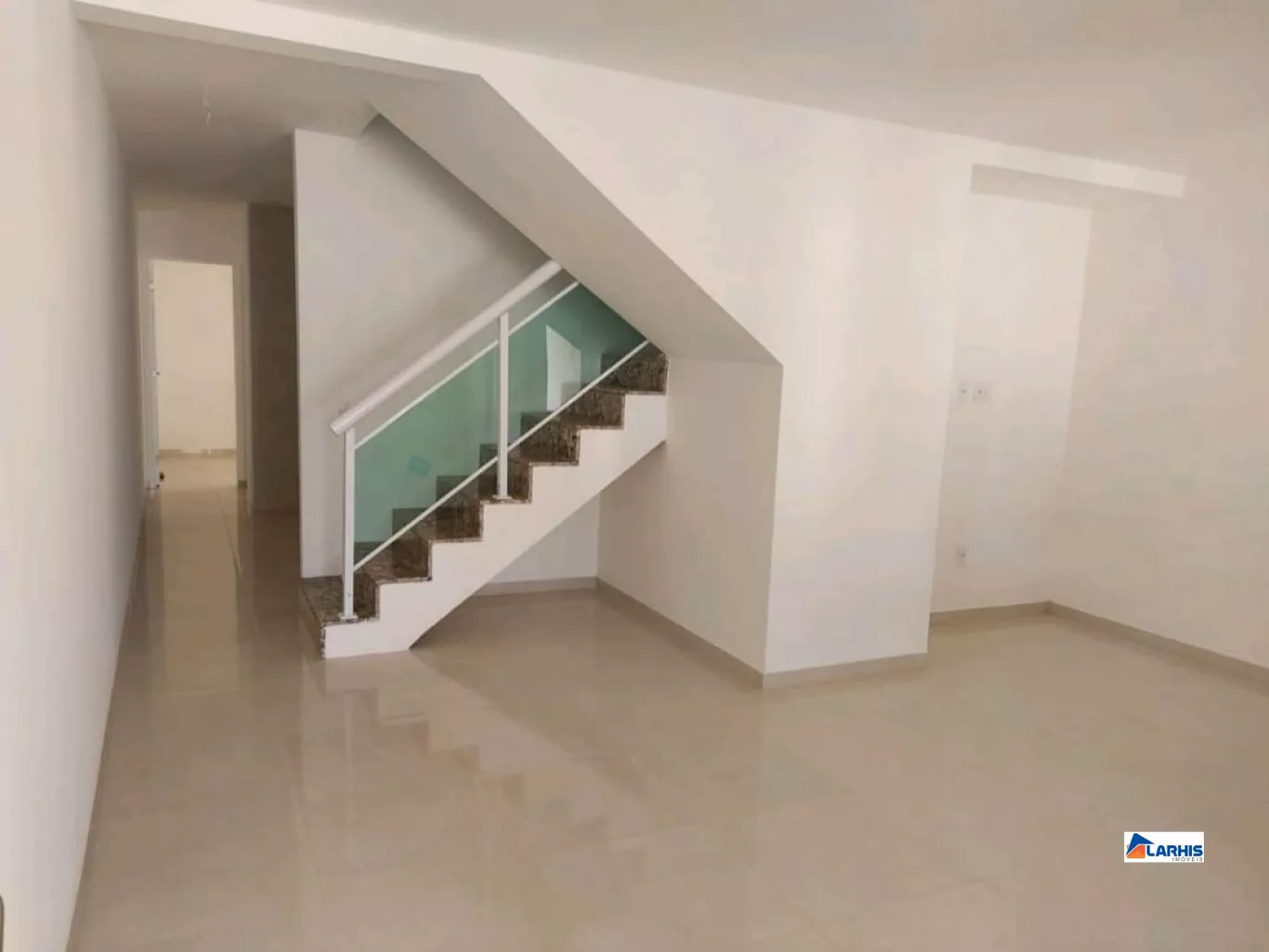 Apartamento à venda com 3 quartos, 131m² - Foto 3