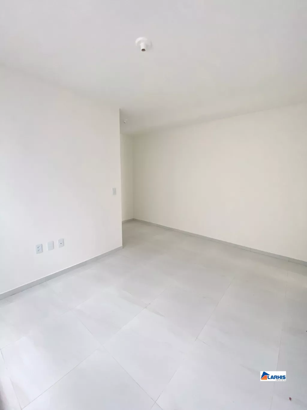 Casa à venda com 3 quartos, 89m² - Foto 14