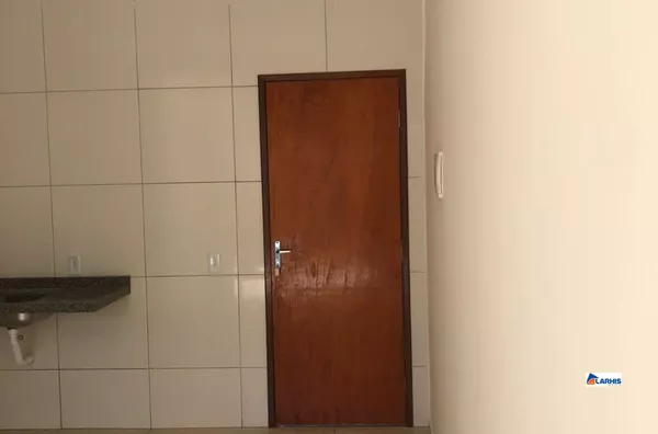 APARTAMENTO , 2 QUARTOS 