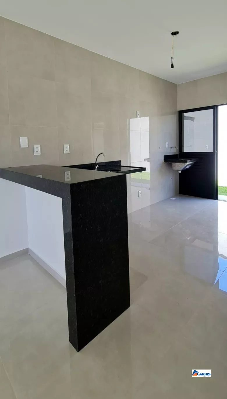 Casa à venda com 3 quartos, 100m² - Foto 17