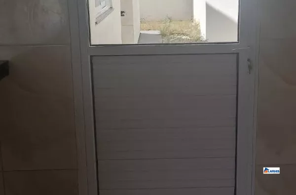 Oportunidade! Casa moderna com 2 suítes, área gourmet e garagem dupla