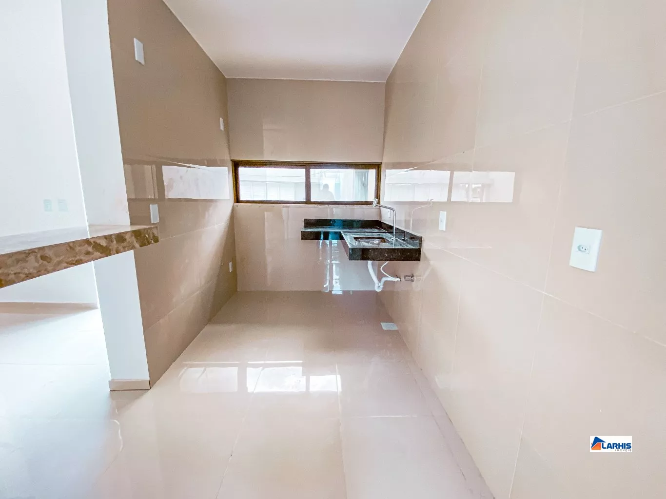 Casa à venda com 3 quartos, 192m² - Foto 7