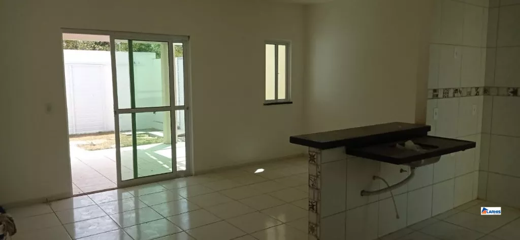 Casa à venda com 3 quartos, 87m² - Foto 5