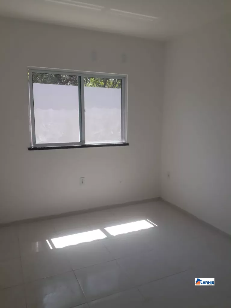 Casa à venda com 3 quartos, 80m² - Foto 9