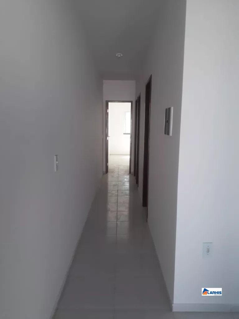 Casa à venda com 3 quartos, 80m² - Foto 11