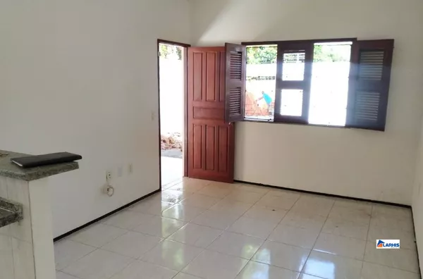 Casa para alugar com 2 quartos no Parque Genezaré