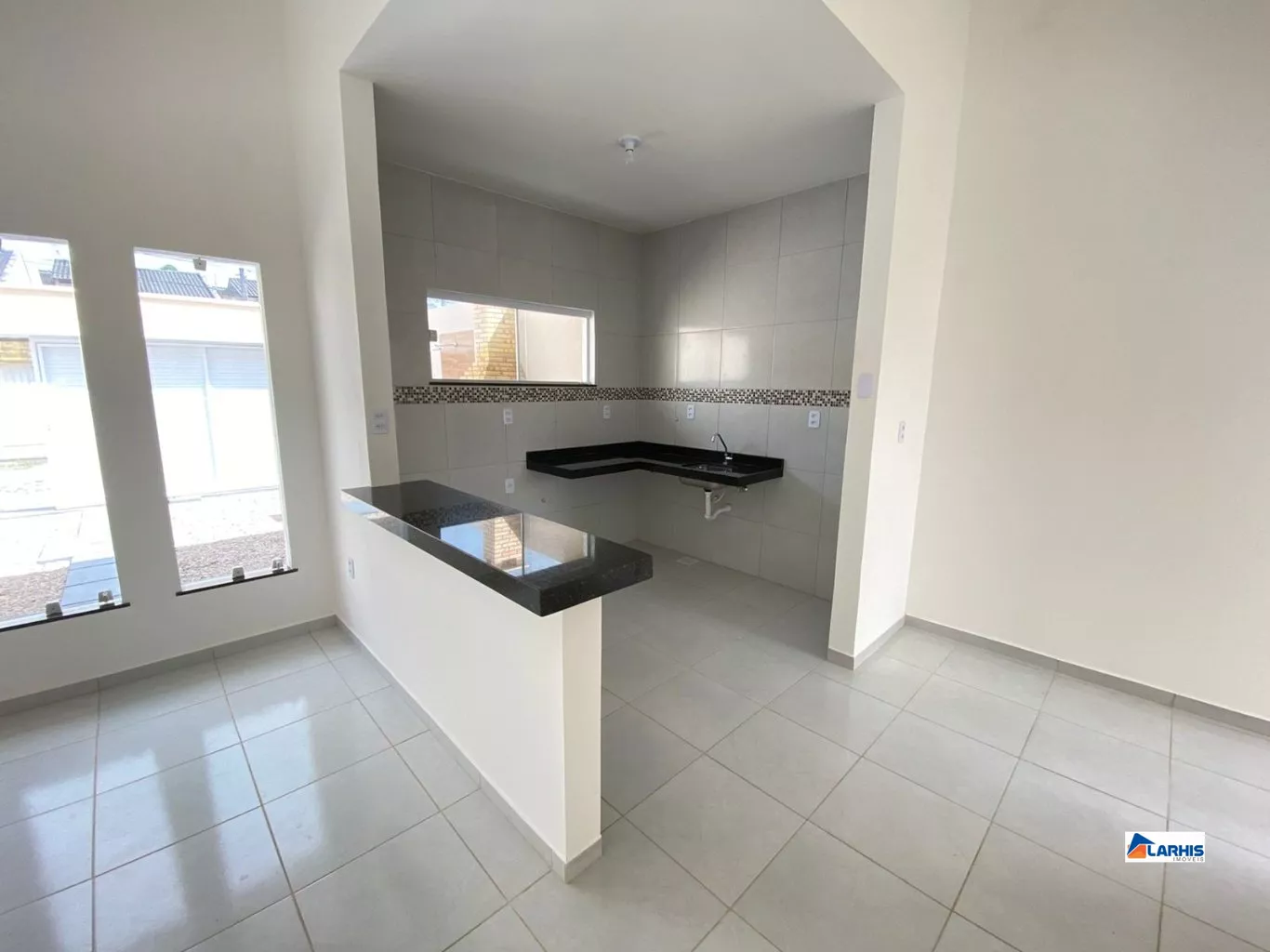 Casa à venda com 3 quartos, 85m² - Foto 12