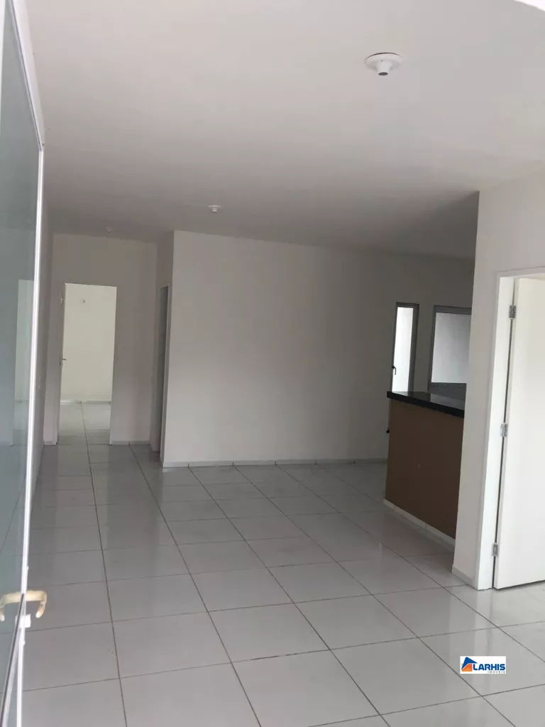 Casa à venda com 2 quartos, 90m² - Foto 8