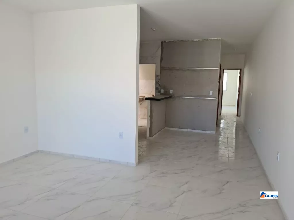 Casa à venda com 2 quartos, 88m² - Foto 4