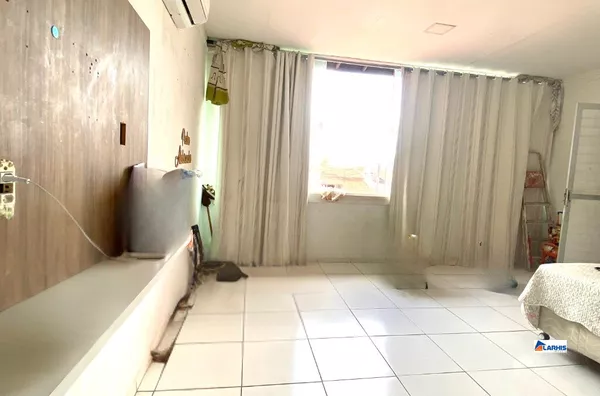 - duplex para , 4 quarto(s),  Parque Dom Pedro, Itaitinga