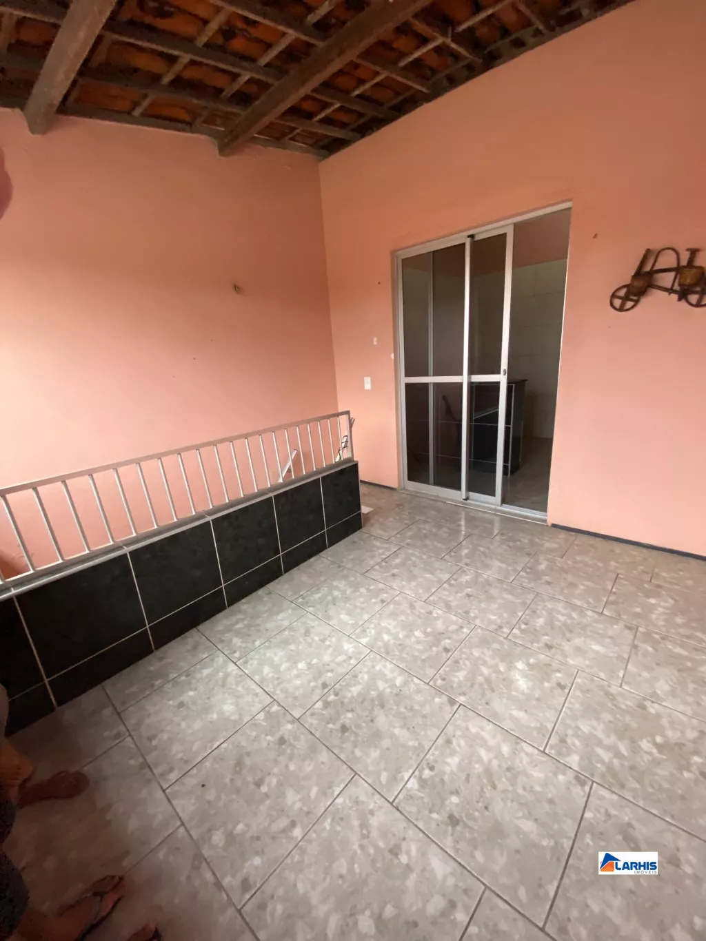 Casa à venda com 5 quartos, 115m² - Foto 1