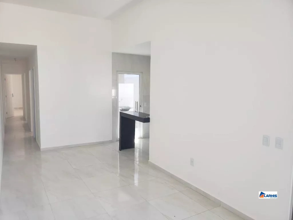 Casa à venda com 3 quartos, 95m² - Foto 5