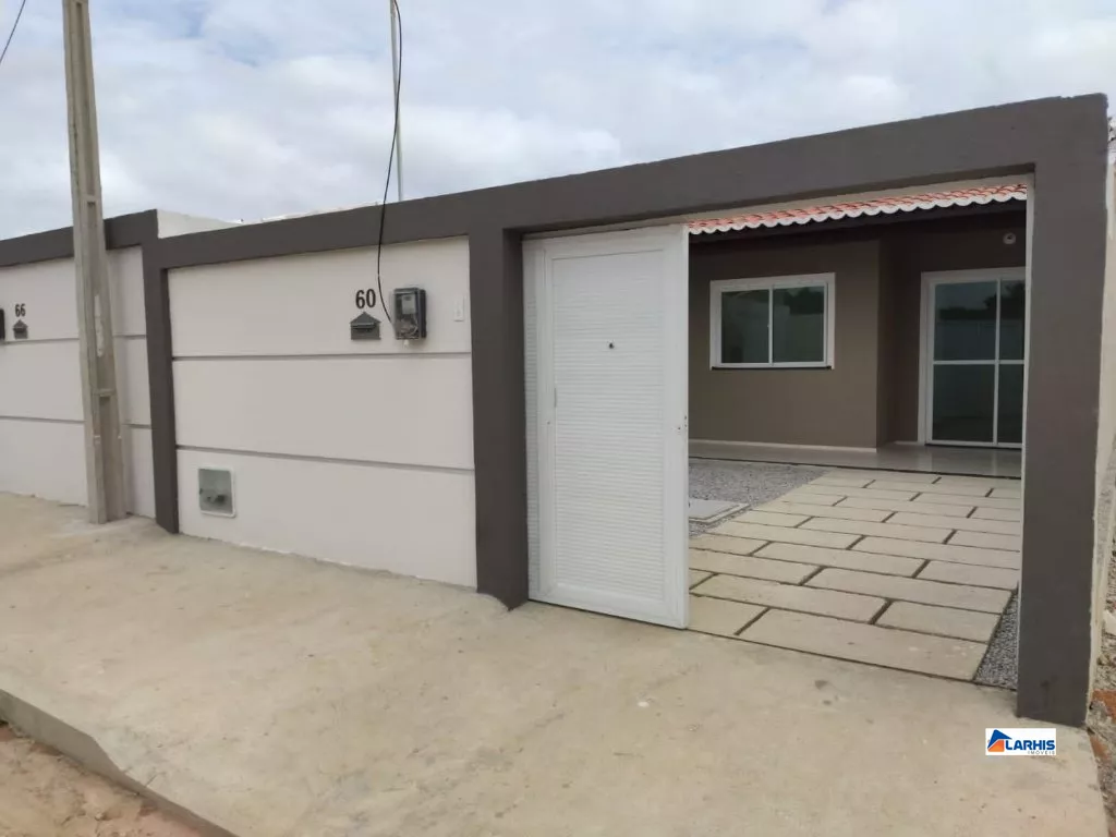 Casa à venda com 2 quartos, 84m² - Foto 1