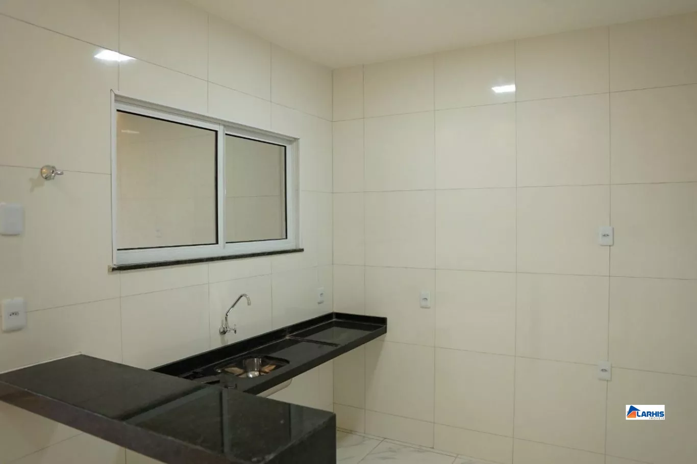 Casa à venda com 3 quartos, 180m² - Foto 10