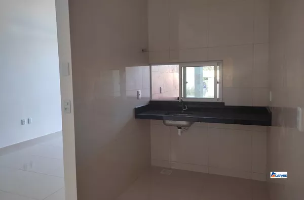 CASA PLANA , 3 QUARTOS , SAPIRANGA-COITÉ , FORTALEZA