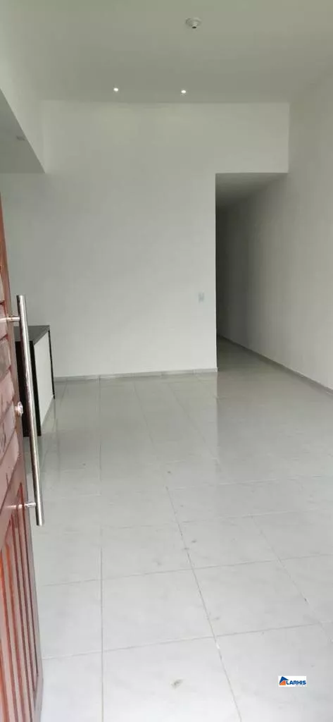 Casa à venda com 2 quartos, 150m² - Foto 6