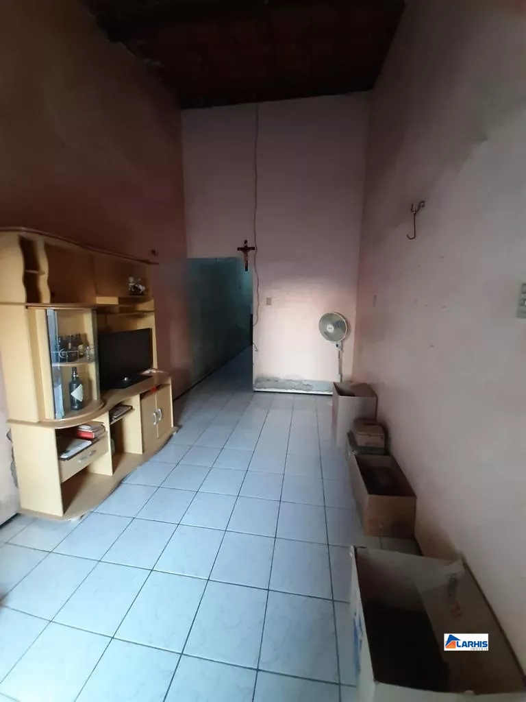 Casa à venda com 2 quartos, 90m² - Foto 6