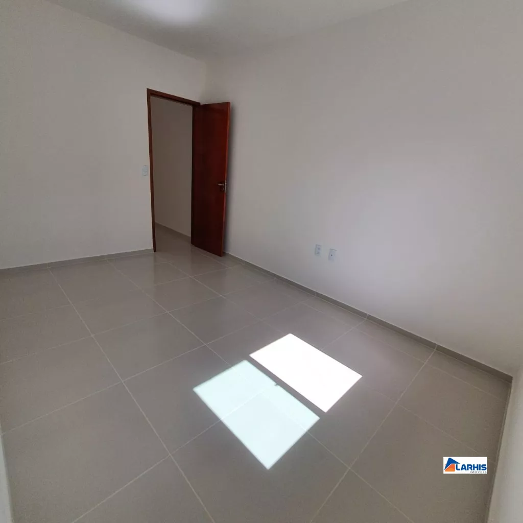 Casa à venda com 2 quartos, 85m² - Foto 6