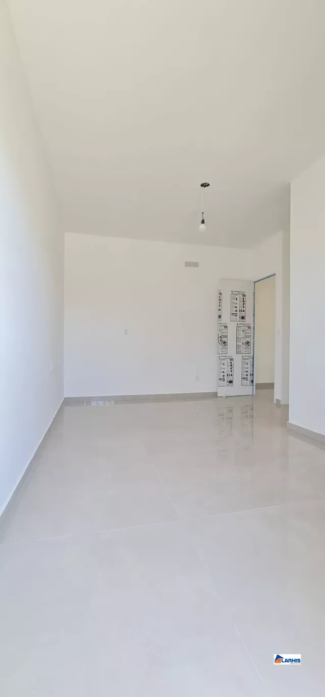 Casa à venda com 3 quartos, 100m² - Foto 9