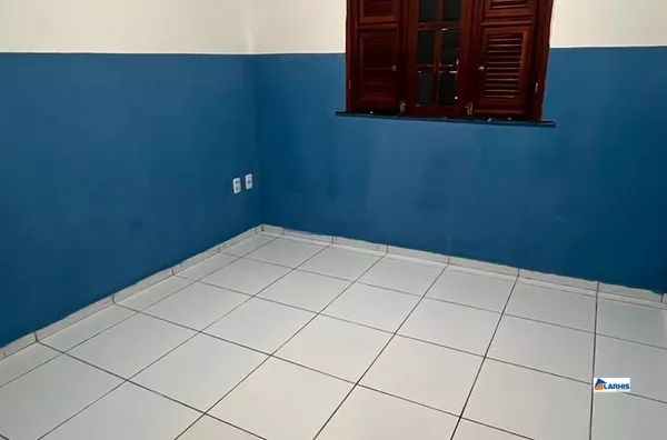 CASA A VENDA NO BARROCÃO