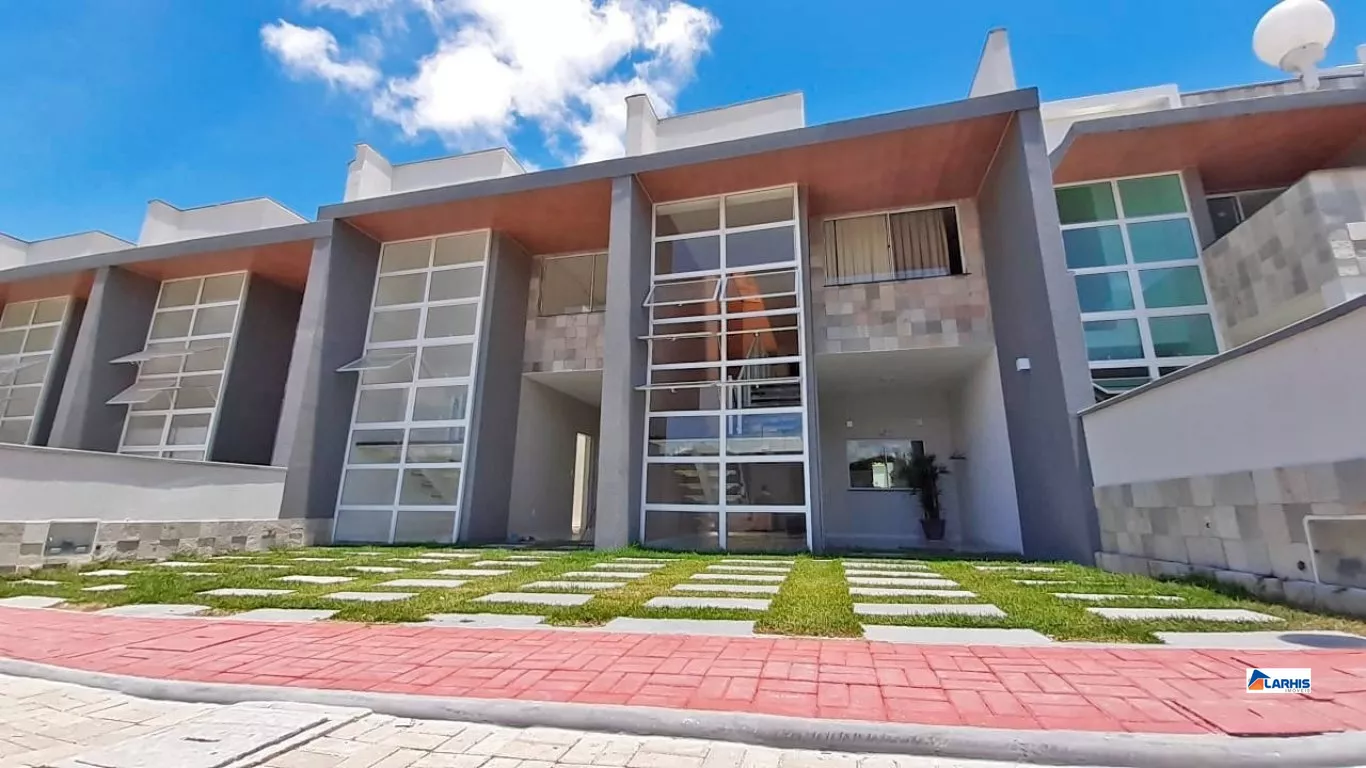 Casa à venda com 4 quartos, 200m² - Foto 1