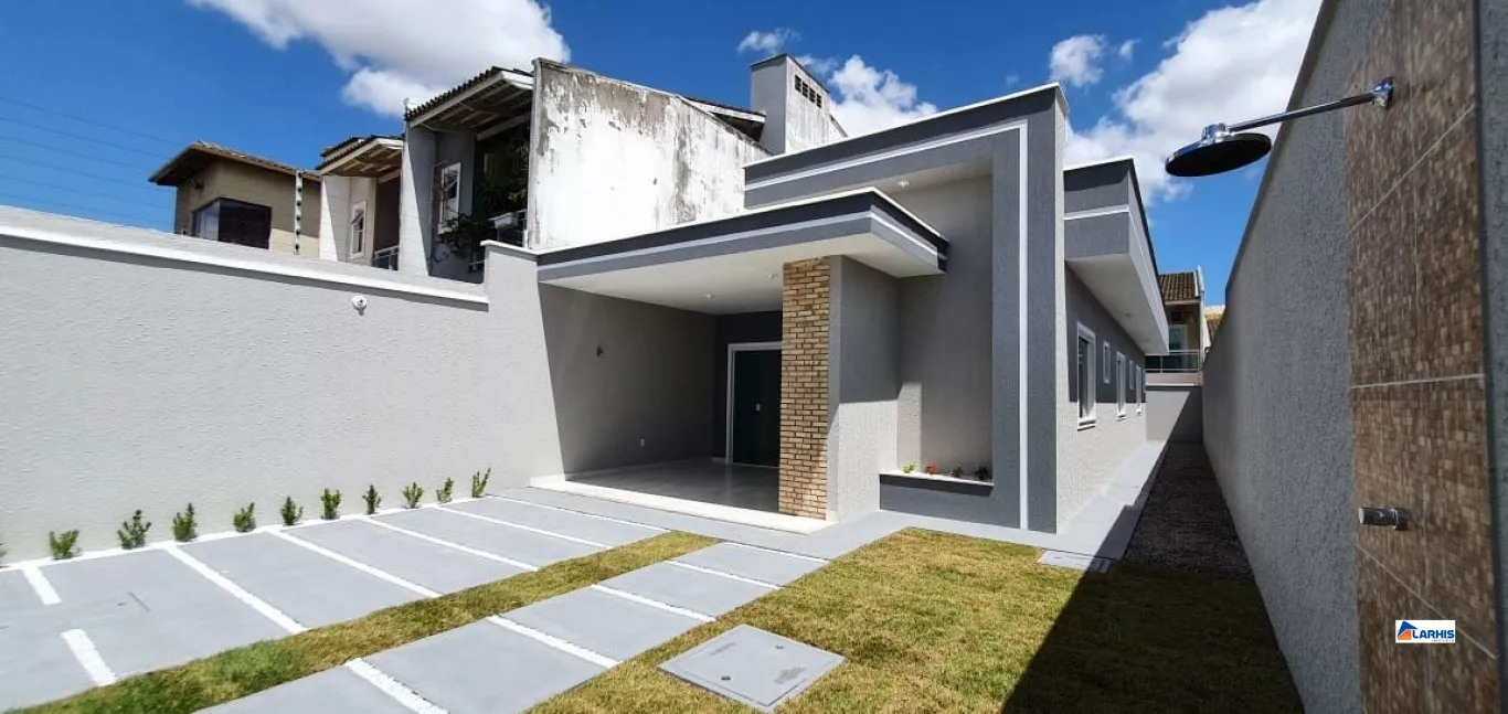 Casa à venda com 3 quartos, 200m² - Foto 2