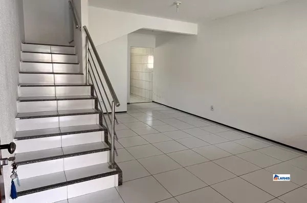 Duplex para venda,  Parque Dom Pedro, Itaitinga