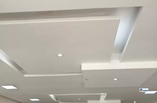 Sala comercial com localizaçao privilegiada, Messejana, Fortaleza