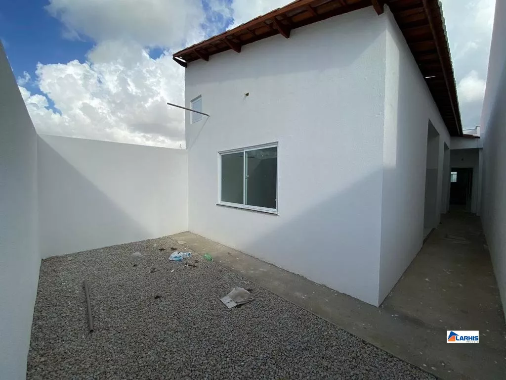 Casa à venda com 2 quartos, 79m² - Foto 8