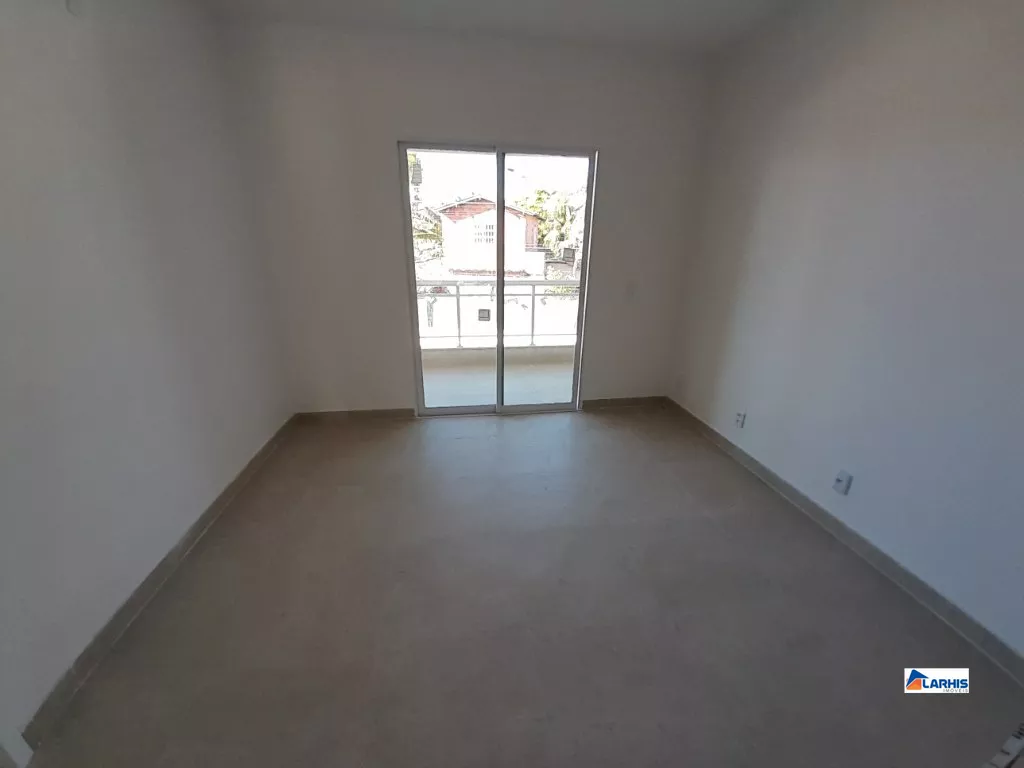 Casa à venda com 4 quartos, 116m² - Foto 5