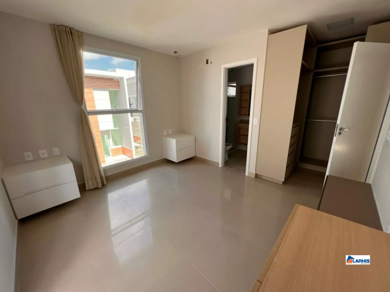 Casa à venda com 3 quartos, 183m² - Foto 10