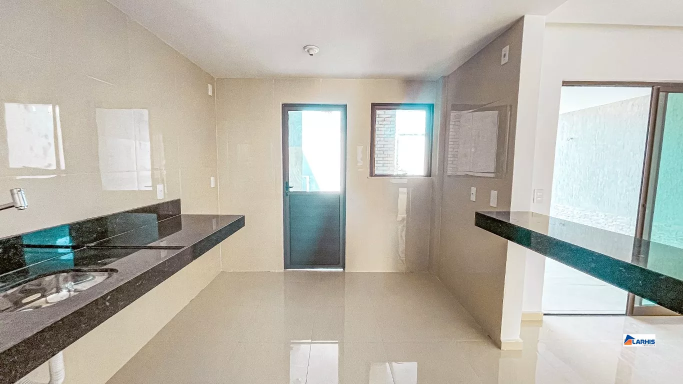 Casa à venda com 4 quartos, 150m² - Foto 6