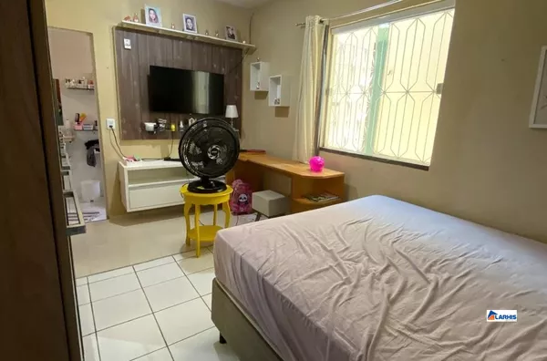 Casa Ampla com 3 Quartos, Suíte e Lazer Completo no Parque Dom Pedro