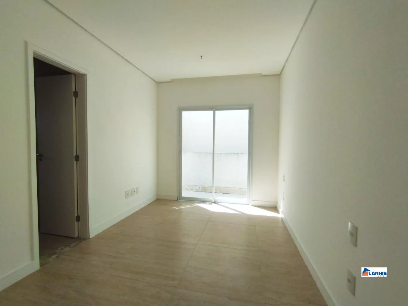 Casa à venda com 3 quartos, 330m² - Foto 14