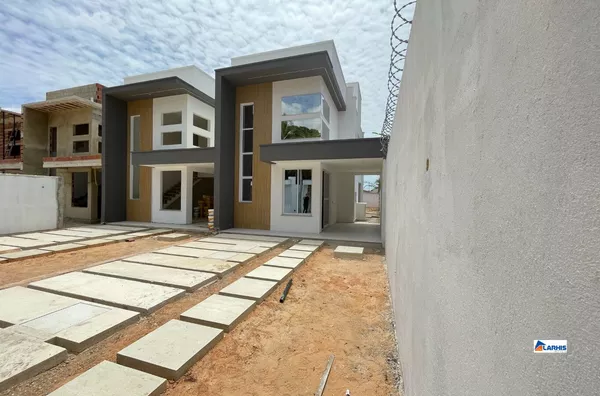 CASA DUPLEX , 3 QUARTOS , URUCUNEMA , EUSÉBIO 