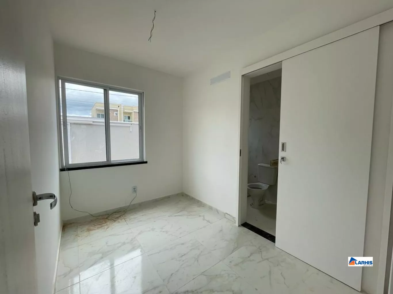 Casa à venda com 3 quartos, 159m² - Foto 4