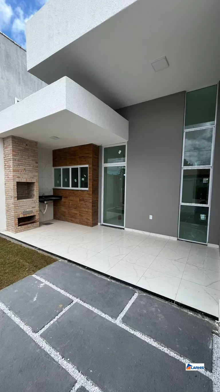 Casa à venda com 3 quartos, 95m² - Foto 2