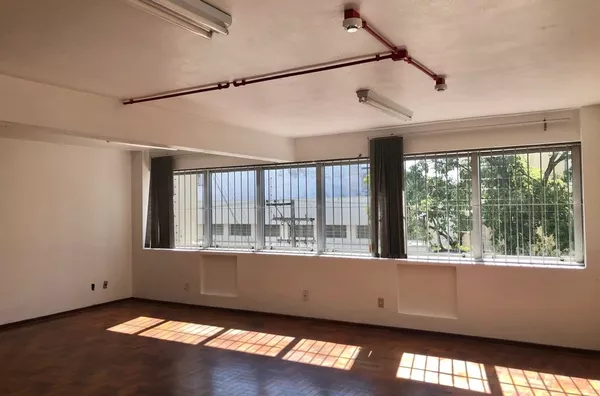 Sala comercial Galeria Malcon