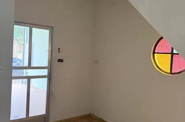 Casa para aluguel, 4 quarto(s),  Monte Castelo, Volta Redonda