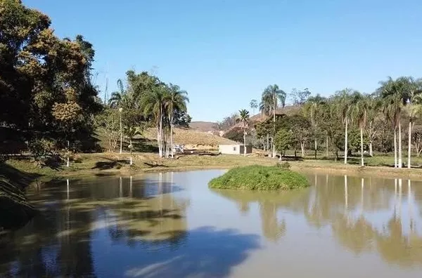 TERRENO A VENDA NO CLUBE HÍPICO FAZENDA BOA ESPERANÇA, EM AMPARO