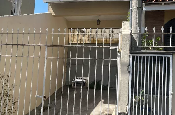 Casa para , 3 quarto(s),  Vila Santa Cecília, Volta Redonda - Foto 1