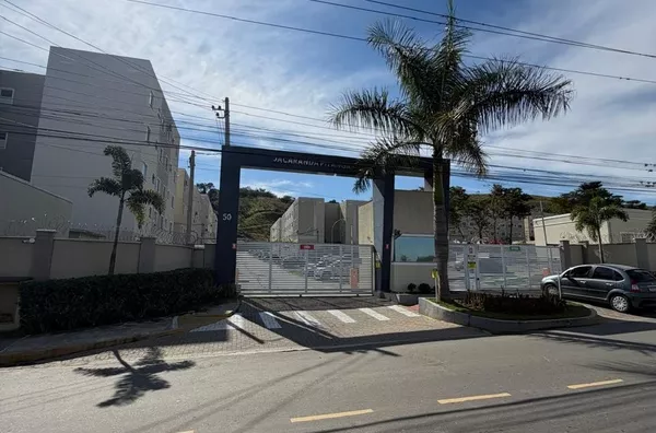 ENTRADA CONDOMÍNIO