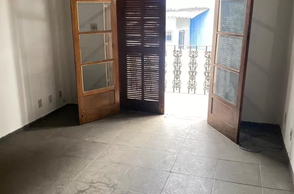 QUARTO 2 COM SACASA 