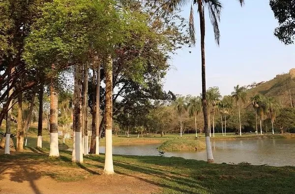 TERRENO A VENDA NO CLUBE HÍPICO FAZENDA BOA ESPERANÇA, EM AMPARO