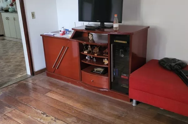 VENDE-SE 2 CASAS NO BAIRRO CONFORTO - VOLTA REDONDA 