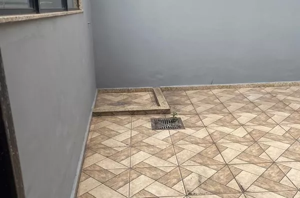 ÁREA DE LAZER 