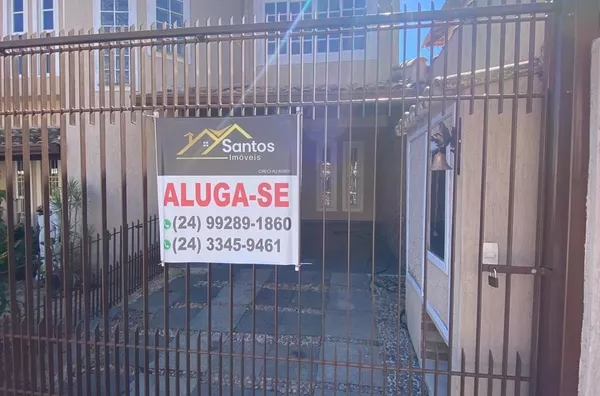 CASA DE 3 QUARTOS SENDO 2 SUITES PARA LOCAÇÃO NO BAIRRO JARDIM BELVEDERE - VOLTA REDONDA